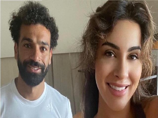 محمد صلاح مع ملكة جمال الهند في 